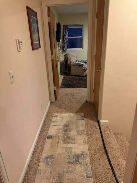 Building Photo - 626 Pines Slope Rd