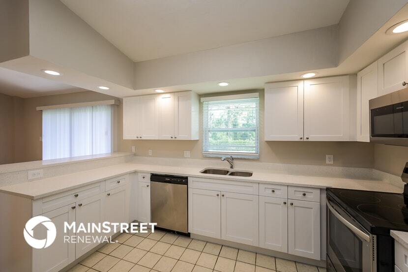 Building Photo - 4715 4th St W