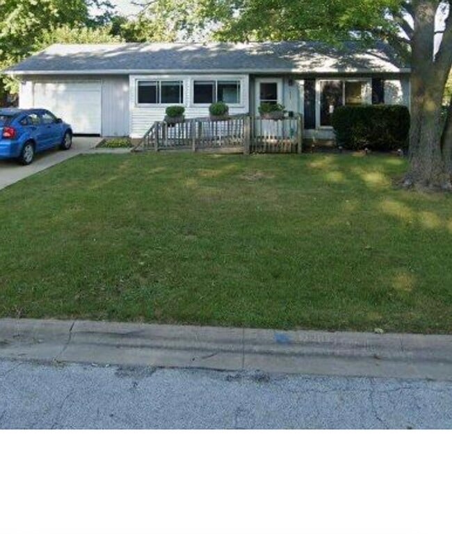 Primary Photo - 305 Waverly Dr