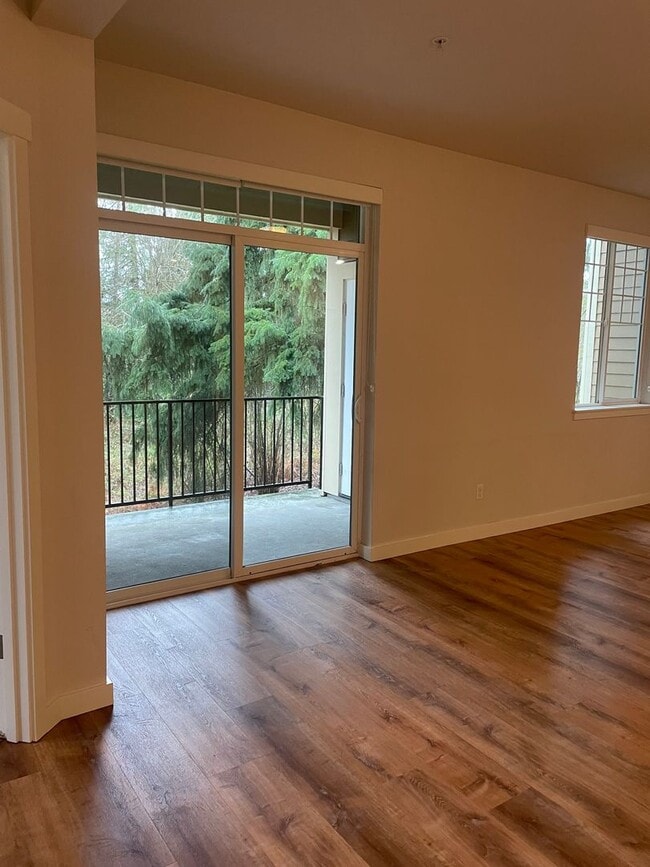 Building Photo - 2 bed/1 bath in Southeast Redmond