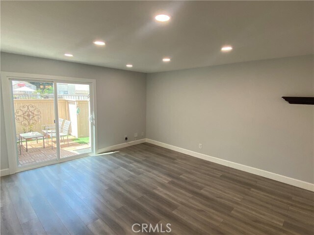 Building Photo - 29142 Via Cerrito