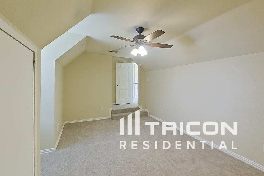 Building Photo - 4116 Kingsferry Dr