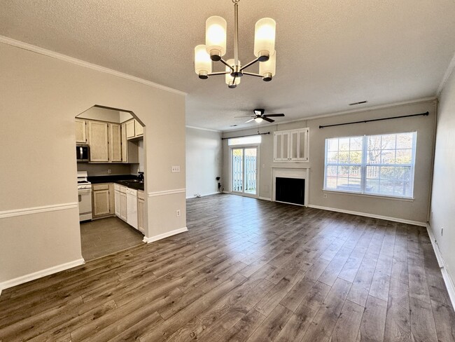 Building Photo - Ready NOW!! A 3-Bedroom Townhome w/Attache...