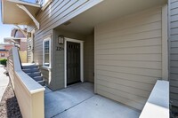 Building Photo - 225 Valley Oak Dr