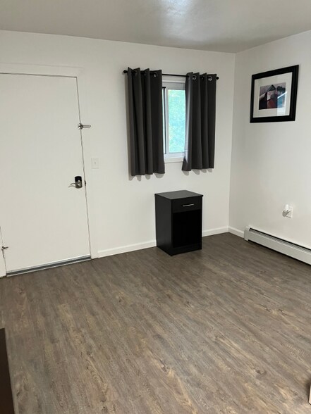 Building Photo - 45 Gage Rd