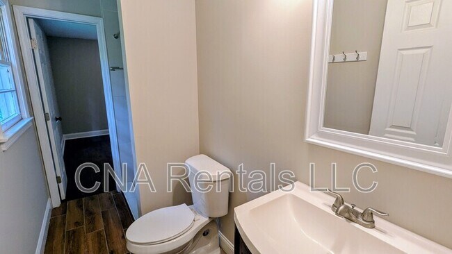 Building Photo - 631 Blackhawk Cir