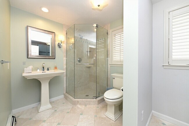 Building Photo - 31 Ellisville Rd