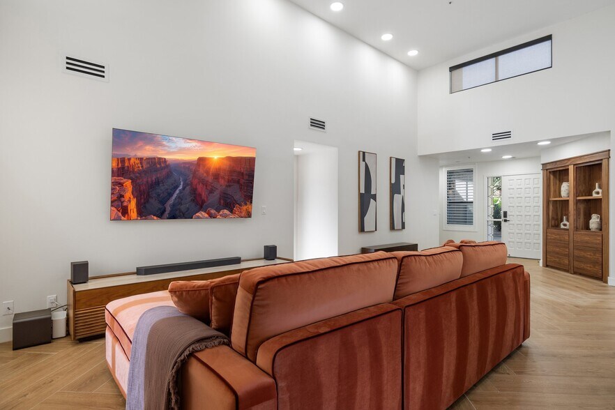 Building Photo - 25555 N Windy Walk Dr