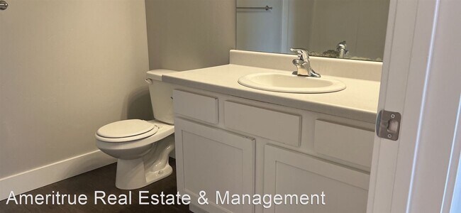 Building Photo - 3 br, 2 bath House - 423 N. 360 W.