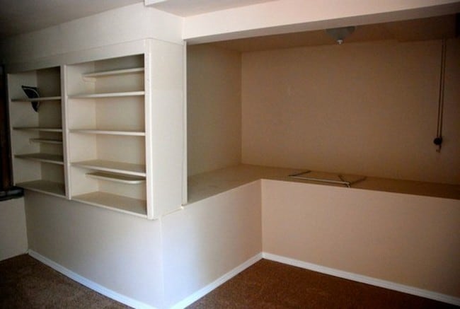Building Photo - SEATTLE 4-Bedroom Home for RENT, Great Lay...