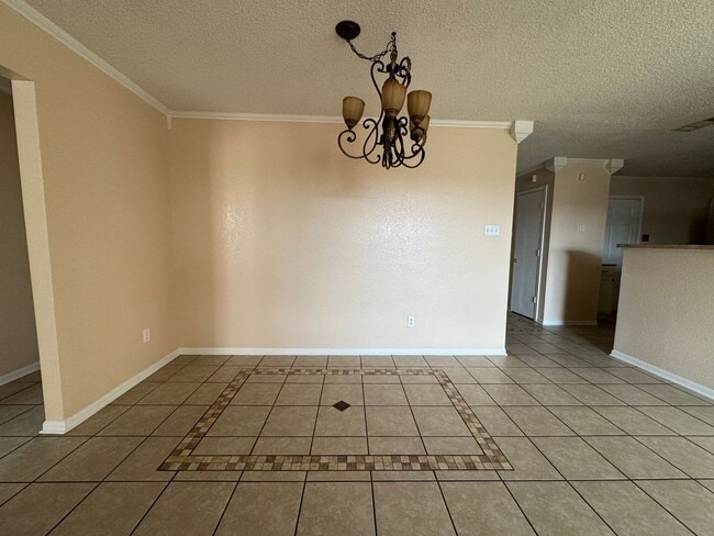 Building Photo - 4602 Hank Dr