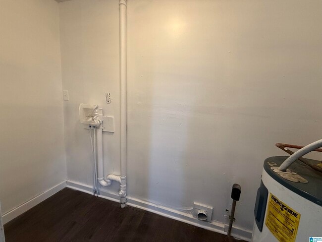 Building Photo - 7823 Rugby Ave