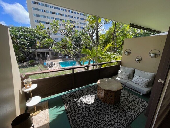 Building Photo - Furnished Upgraded Makiki Studio - ALL Utilities Included!!