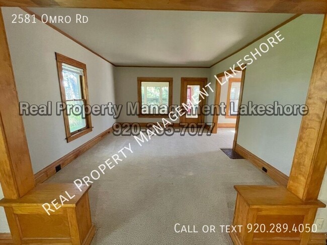 Building Photo - 2581 Omro Rd