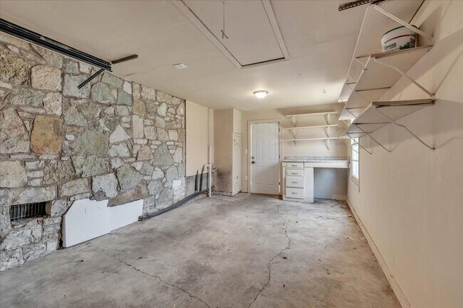 Building Photo - 4332 SE 22nd St