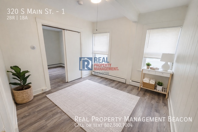 Building Photo - 320 S Main St