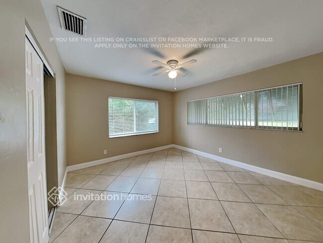 Building Photo - 1931 NE 43rd Ct