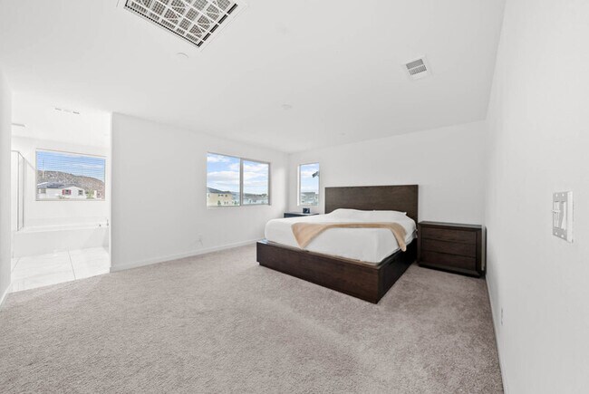 Building Photo - 29963 Blueridge Ct