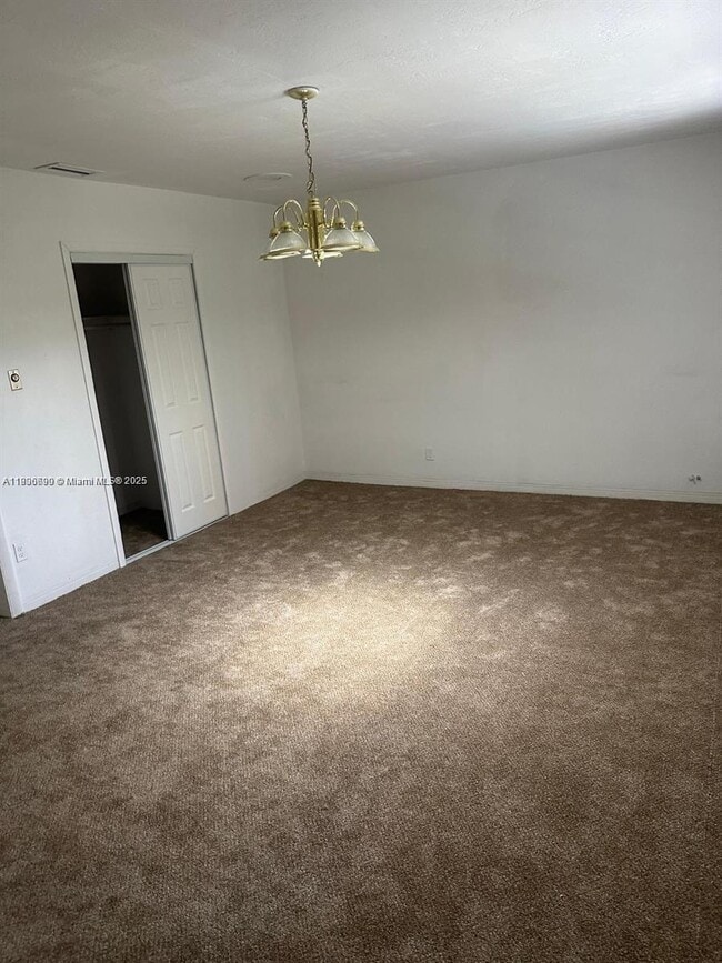 Building Photo - 5360 Fletcher St