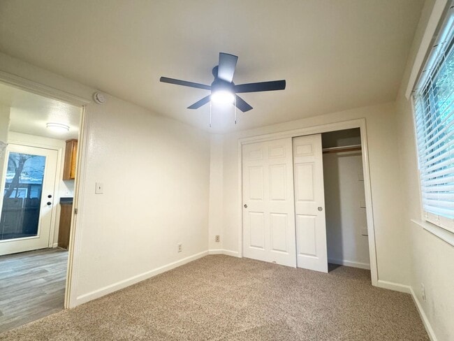 Building Photo - 148 Sequoyah Ave