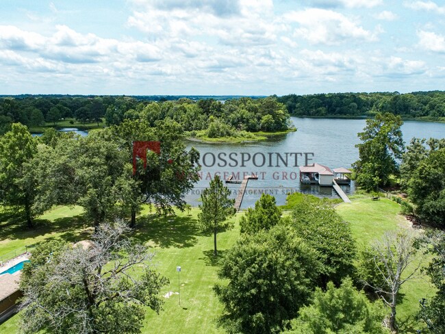 Building Photo - Coming Soon! 3 Bedroom Home On Lake Tyler!