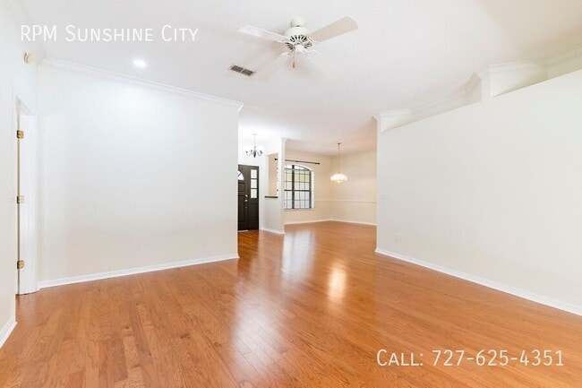 Building Photo - 1450 Waterwood Dr