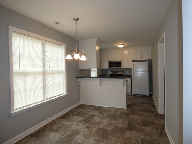 Building Photo - One Story 3 Bedroom 2 Bath Brand New