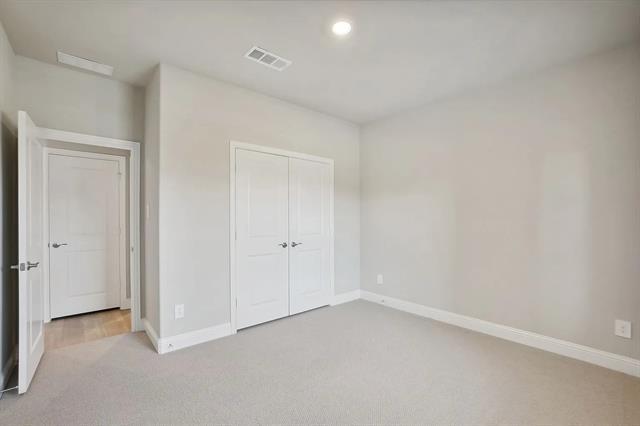 Building Photo - 510 Regency Trail