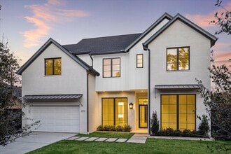 Building Photo - 2711 Eastgrove Ln