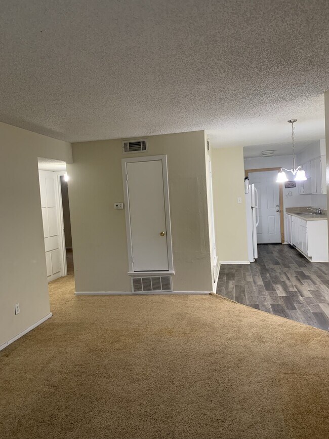 WoodCreek Apartments 209 Hawaii St Van TX 75790 Apartment Finder