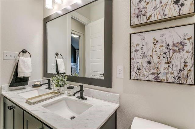 Building Photo - 750 Indian Blanket Dr