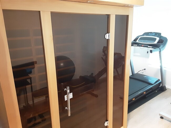 Building Photo - 496 Christina Ct