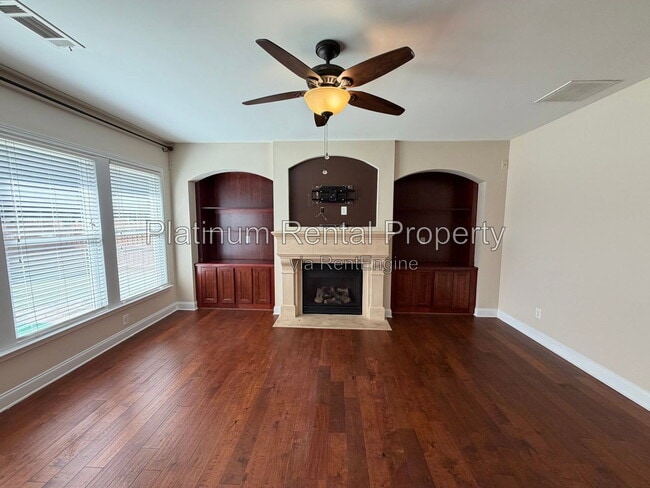 Building Photo - 4315 Avondale Ln