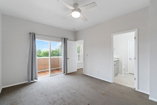 Building Photo - 663 Bishops Lodge Rd