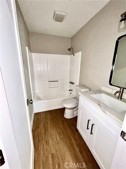 Building Photo - 6698 Mesquite Dr