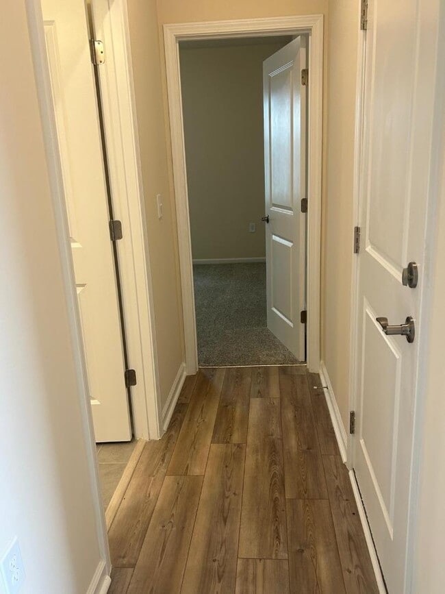 Building Photo - 552 Campbell Rdg Pl