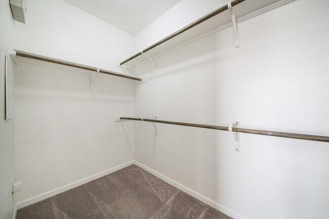 Building Photo - 14002 Madrigal Ln