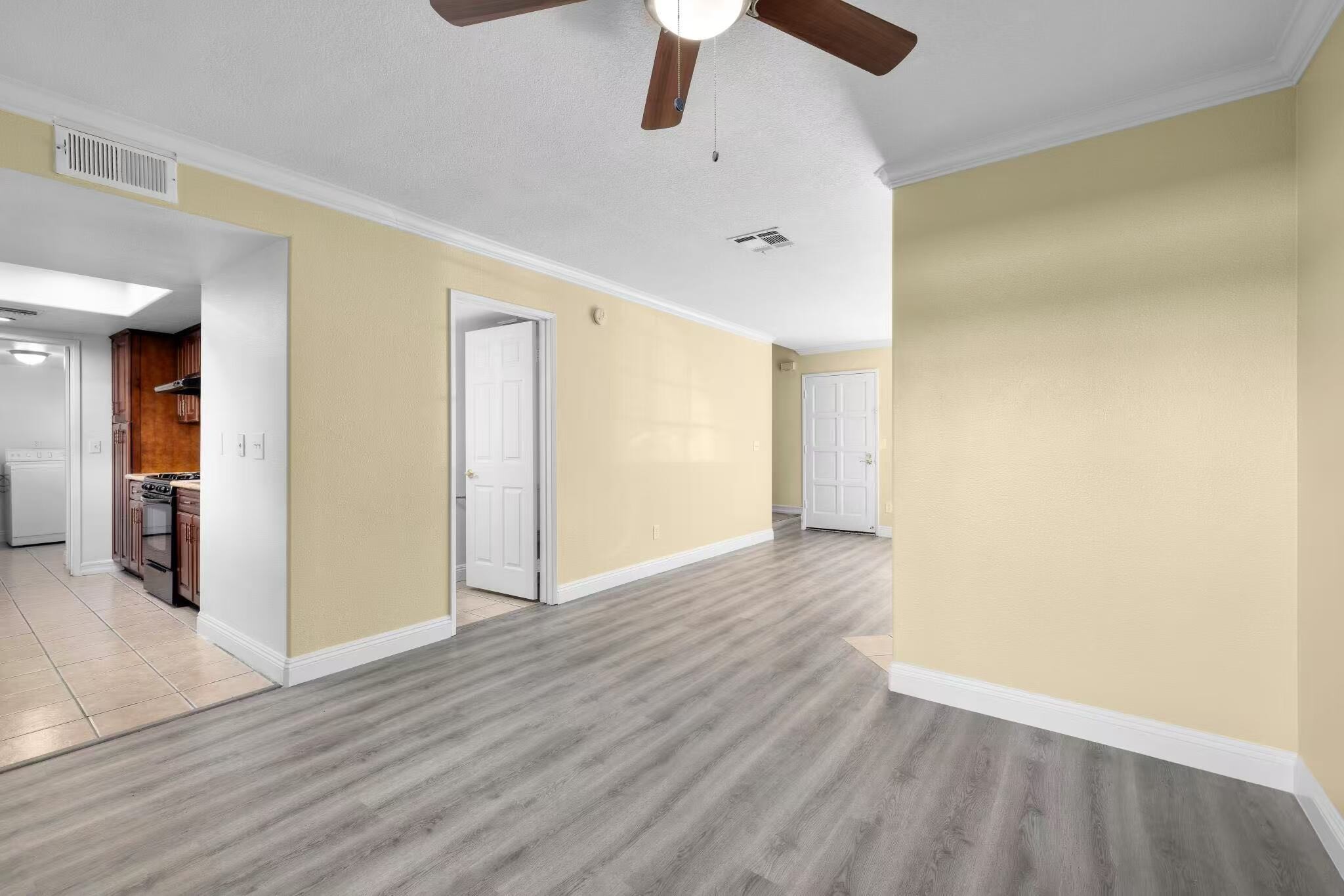 Building Photo - 3831 1/4 Bresee Ave