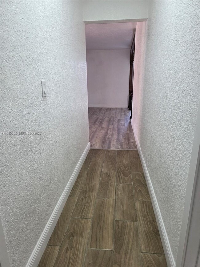 Building Photo - 1191 W 53rd Terrace