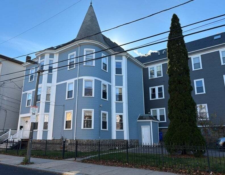 Building Photo - 91-93 Calumet Street