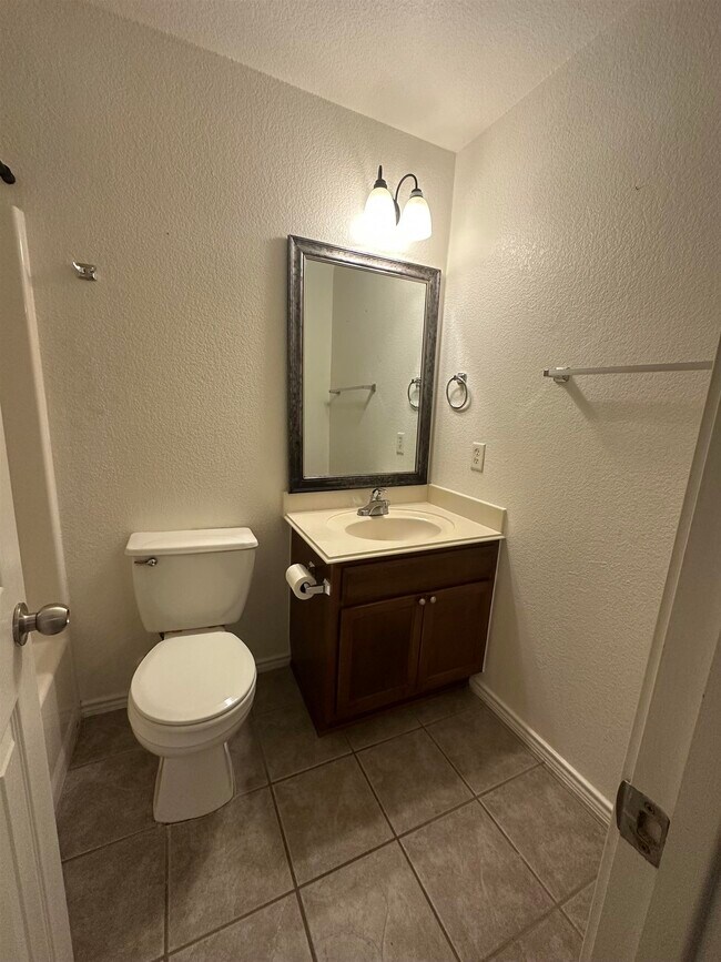 Building Photo - 4109 Copano Bay