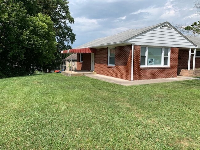 Building Photo - Adorable Single Family Home in Middletown