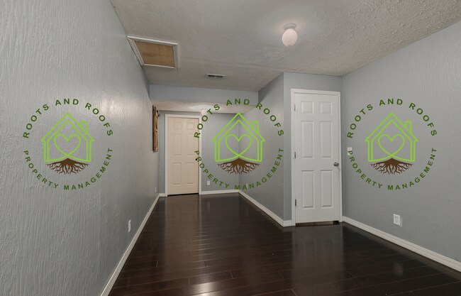 Building Photo - 4012 W Ridgeview St