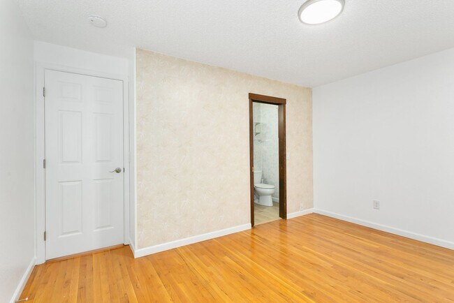 Building Photo - Charming Lakewood Rambler 3bd 1.5 bath