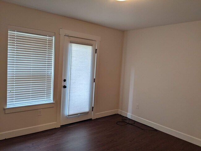 Building Photo - Brownstone at Issaquah Highlands for Rent