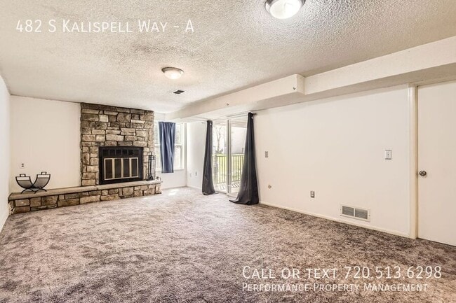 Building Photo - 482 S Kalispell Way