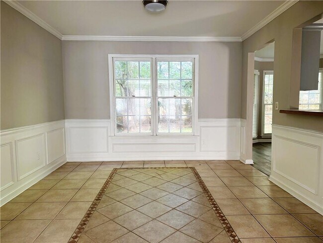 Building Photo - 1565 Ox Bridge Ct NW