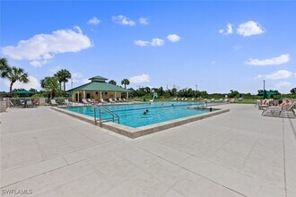 Building Photo - 9450 Ivy Brook Run