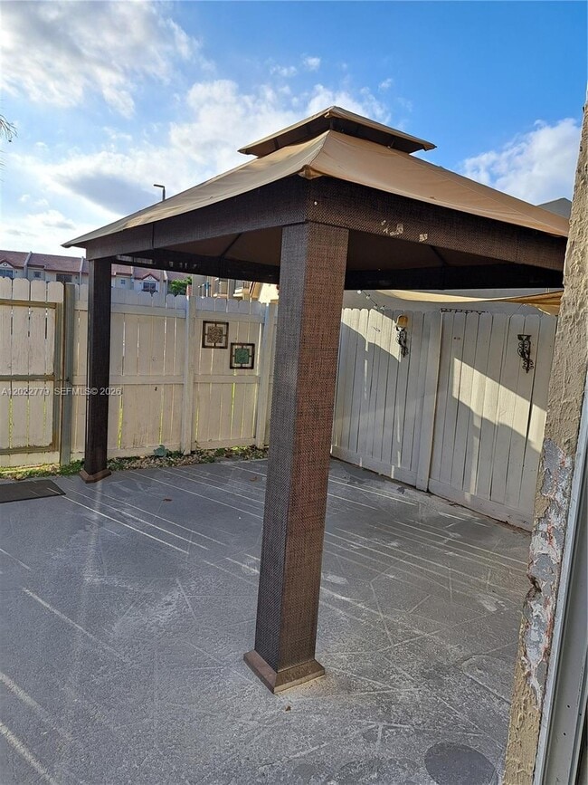 Building Photo - 6140 SW 129th Pl