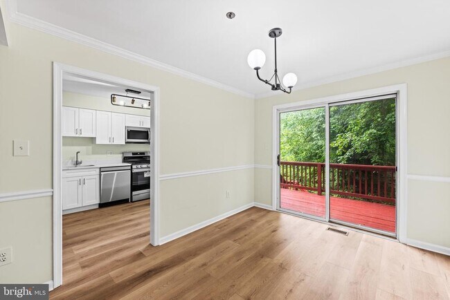 Building Photo - 2615 Chivalry Ct